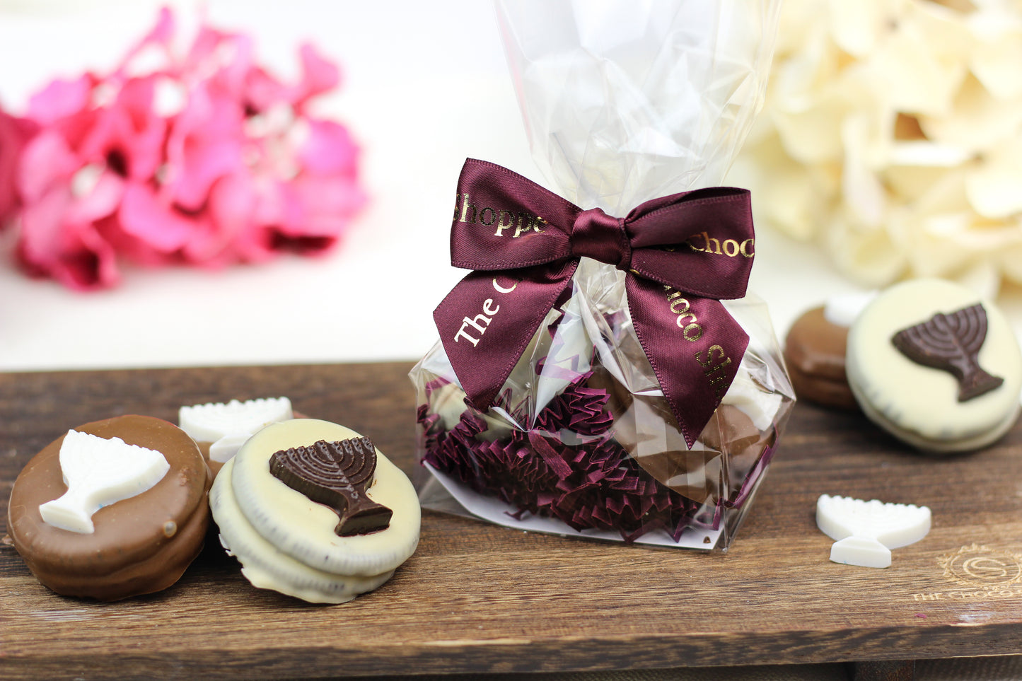 Milk Chocolate Menorah Oreo Trio - DAIRY