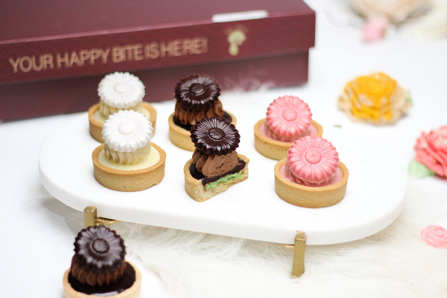 Milk Chocolate Floral Tart Collection - Dairy