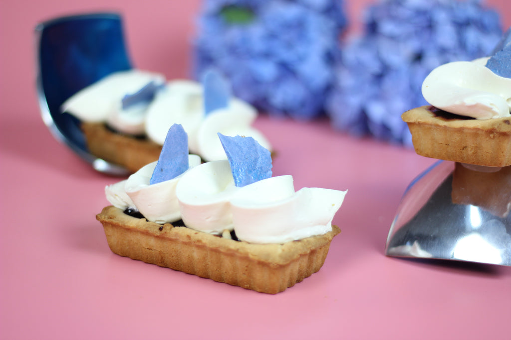 The Strawberry Tartlet - Blue